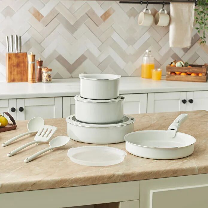 Karaca X Refika Swiss Crystal Çıkarılabilir Saplı İndüksiyon Tabanlı 12 Parça Tencere ve Tava Seti Pure White