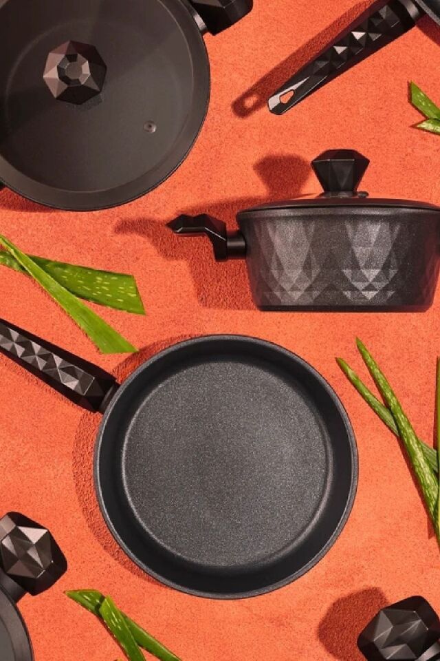 Karaca Biodiamond Antibakteriyel Kulplu İndüksiyon Tabanlı 7 Parça Tencere Seti