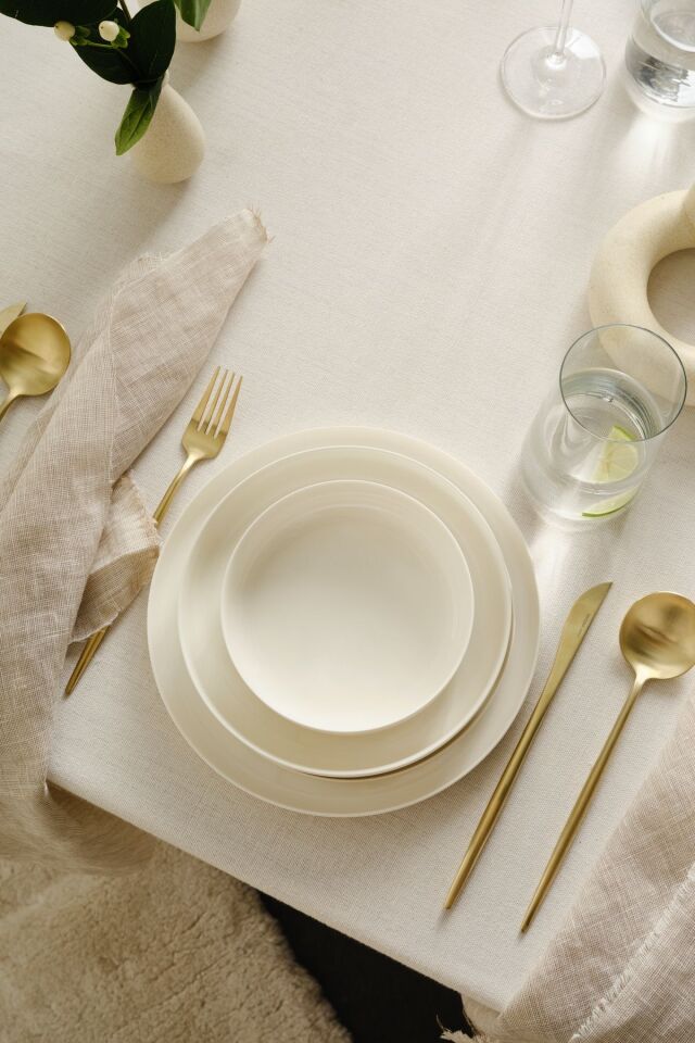 Karaca Earth Collection Finesse 24 Parça 6 Kişilik Yemek Takımı Beyaz